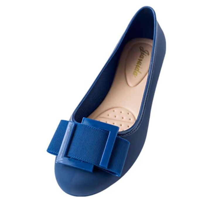 -Самая удобная обувь!!! Резиновые туфельки.