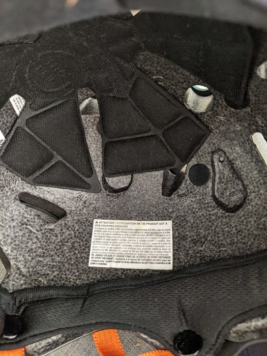 Каска за тротинетка/колело BERN