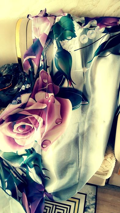 Продам шторы в отличном состоянии