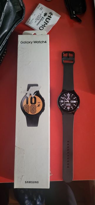 Смарт часы продаётся