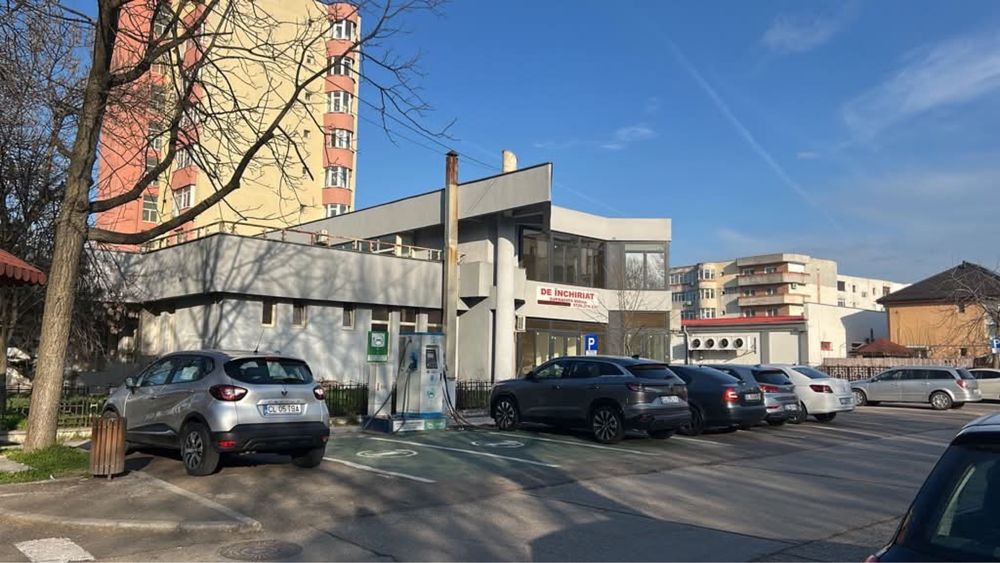 Spațiu comercial 900 mp de închiriat – 600 mp parter + 300 mp etaj – Călărași
