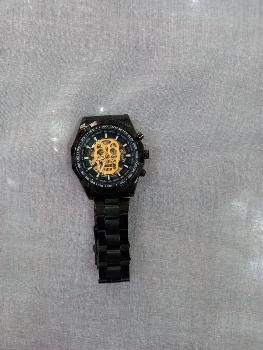 Qo'l soat erkaklar uchun   Zanglamas orginal Srochno