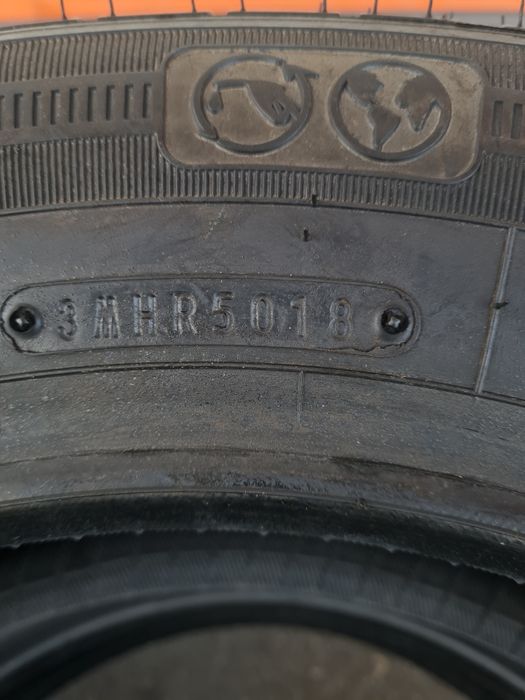 Нови гуми 2 броя GOODYEAR EfficientVrip 165 70 R14