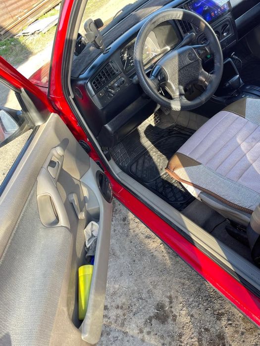 Гольф 3  Обьем 1.8 автомат