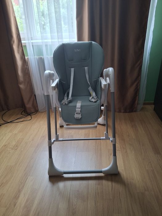 Детский стульчик для кормления