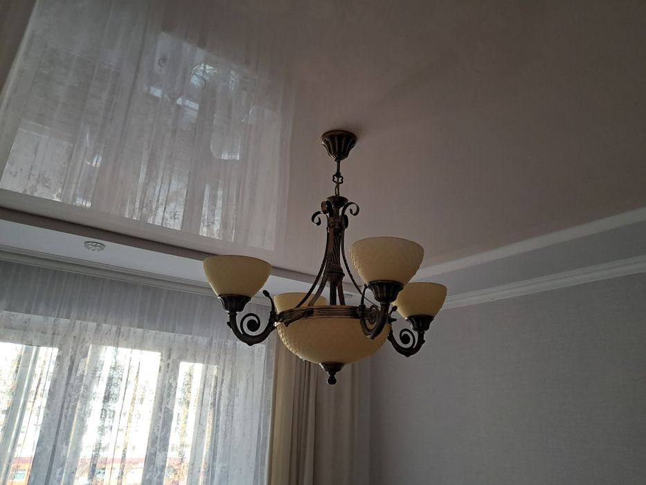 Люстра 4 рожковая