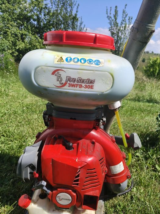 Atomizor capacitate rezervor 16 litri 4 CP