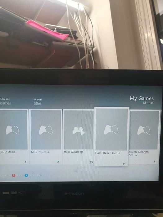 Consola Xbox 360 fat cu 100 jocuri demo instalate