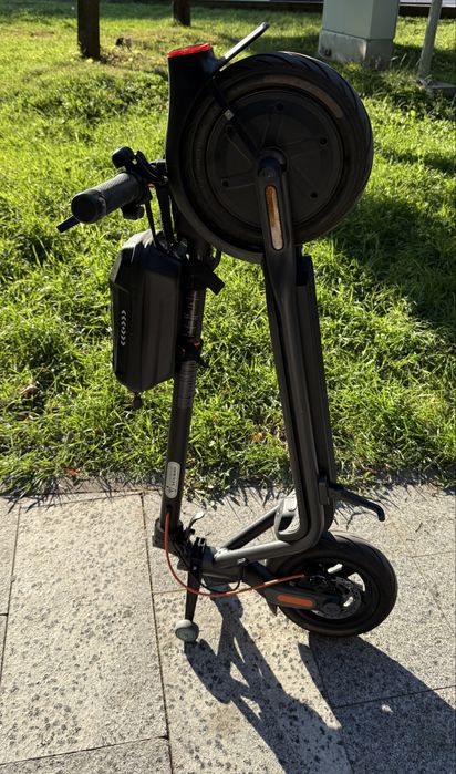 Trotineta Electrica Ninebot F2 Plus