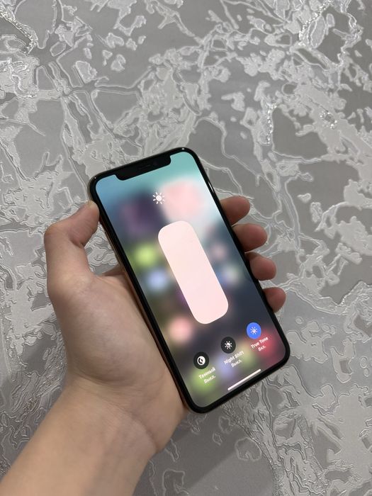 Срочно продам айфон 11 про