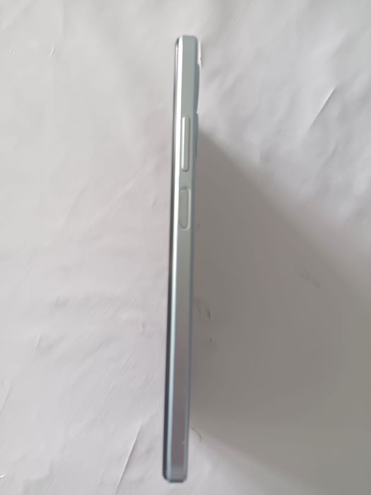 Продам телефон оппо а17про