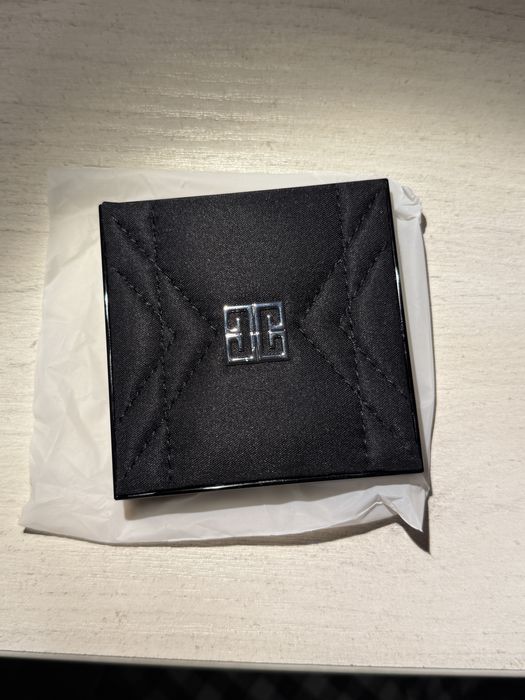 Givenchy Зеркало Оригинал