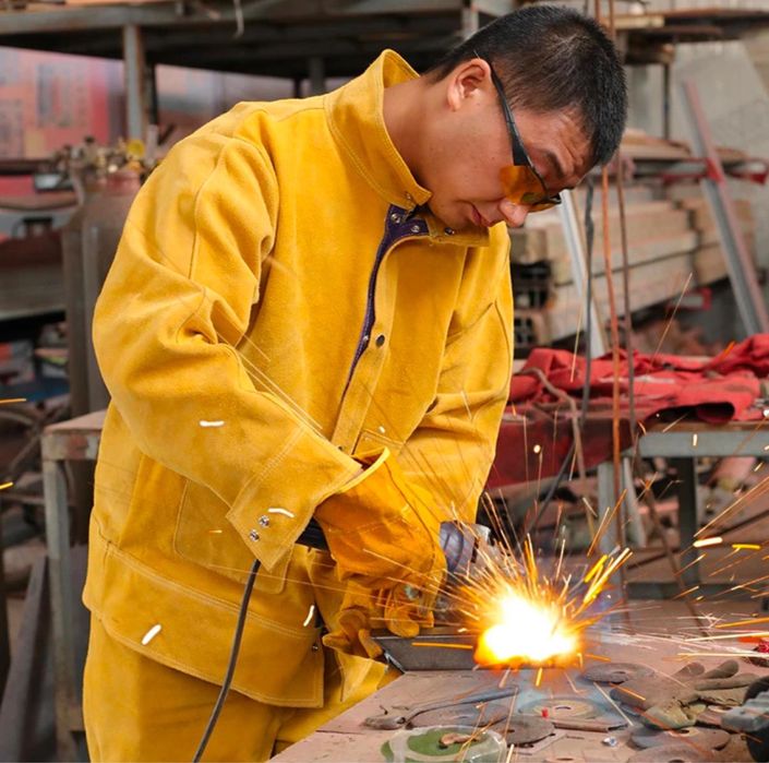 Сварочный костюм из  кожа