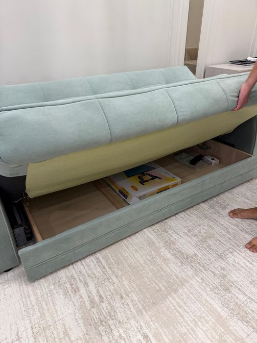 Продаеться диван