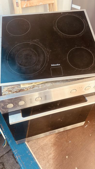 Plita si cuptor electric Miele