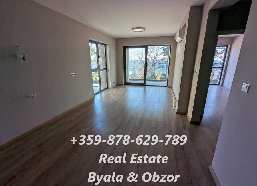 Продава се Тристаен апартамент в Обзор - 95 кв.м за 872 €/кв.м - Снимка #13