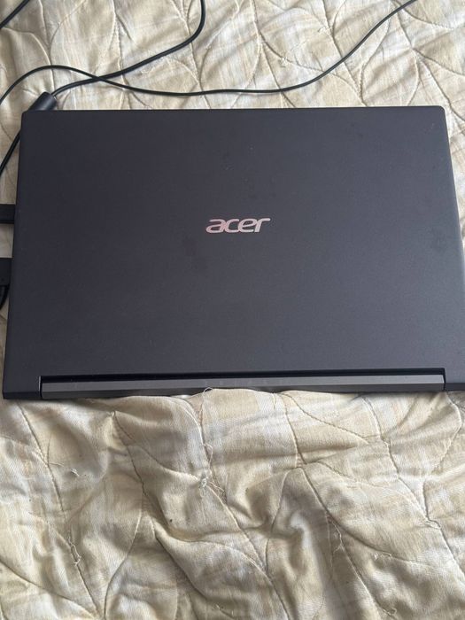 Acer Aspire A715-42G