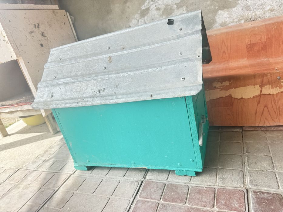 Будка для собак маленьких парод, подойдет для кошек