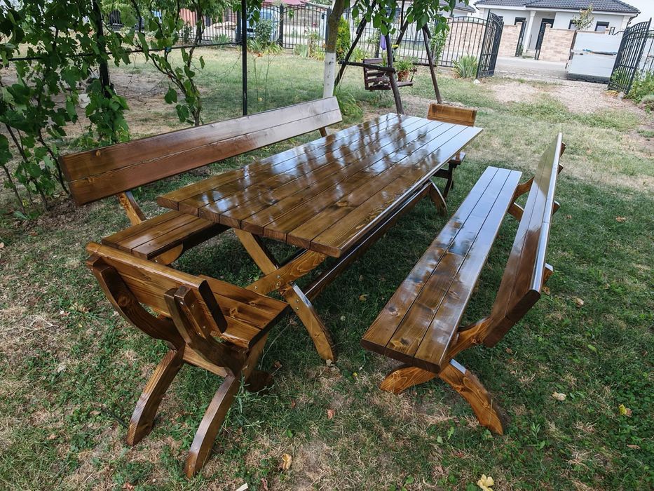 Masa cu banci si scaune lemn masiv lungime 2,5m