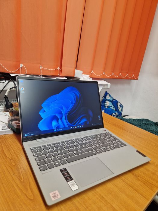 Lenovo Ideapad 5 (Citiți descrierea)