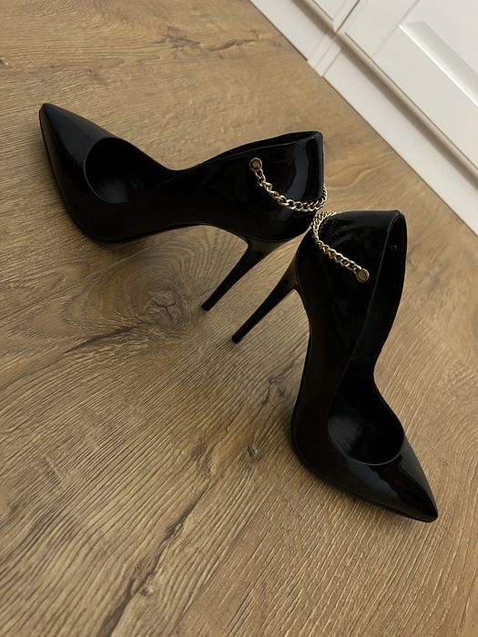 Елегантни обувки Massimo Zardi с висок ток - чисто нови