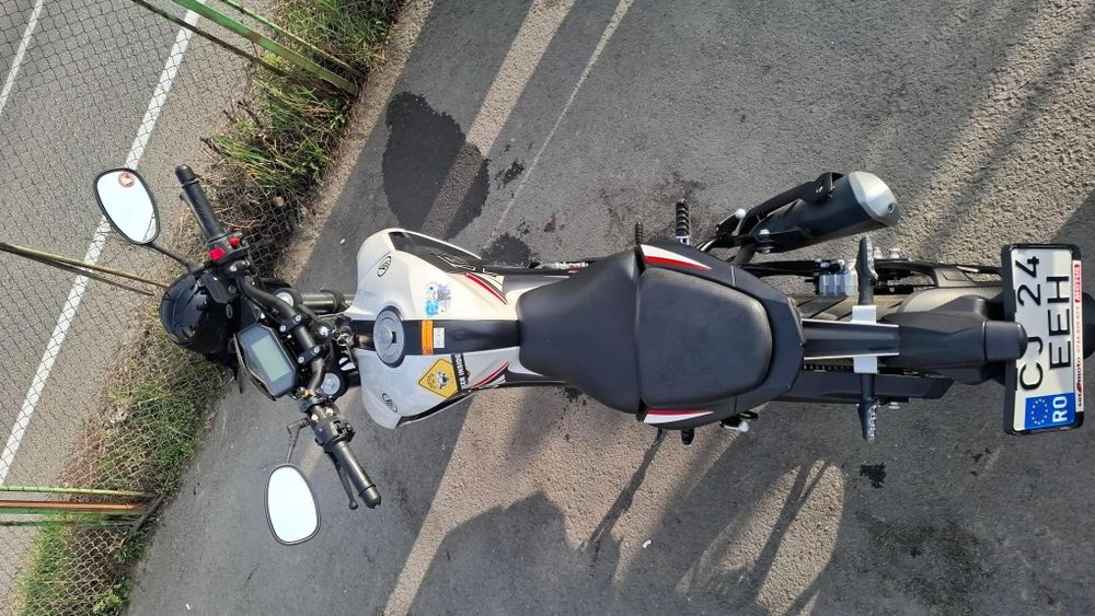 Motocicleta keeway rkf 125