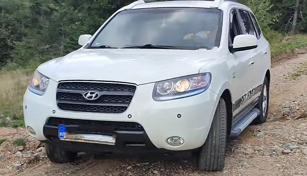 Vând Hyundai Santa Fe 2, 2007 4x4 automat, defectă
