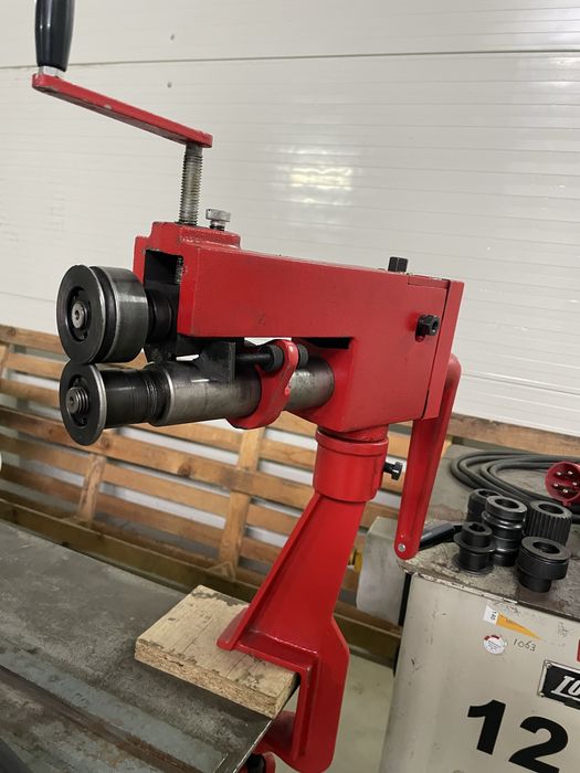 Masina manuala de zincuit