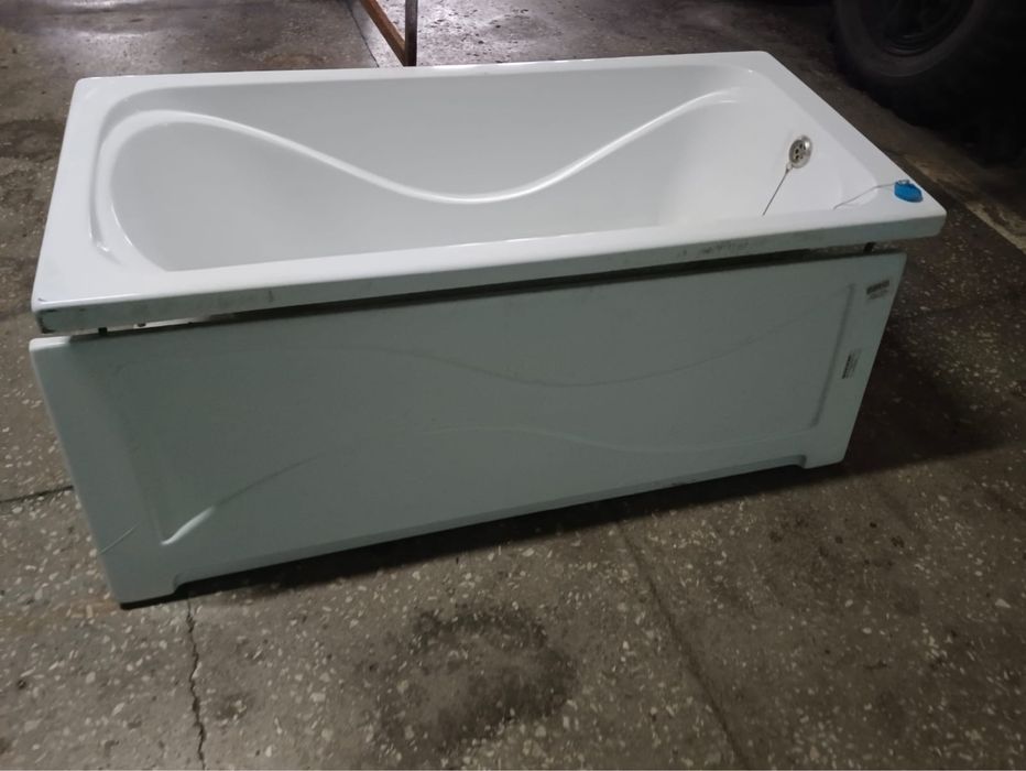 Продам вашшу 150*70см акрил