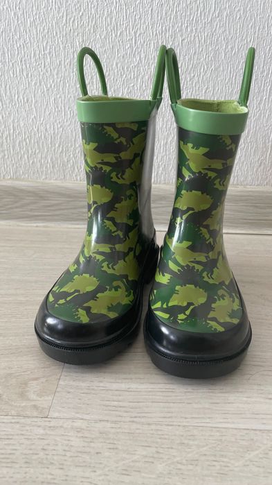 Резиновые сапожки для мальчика