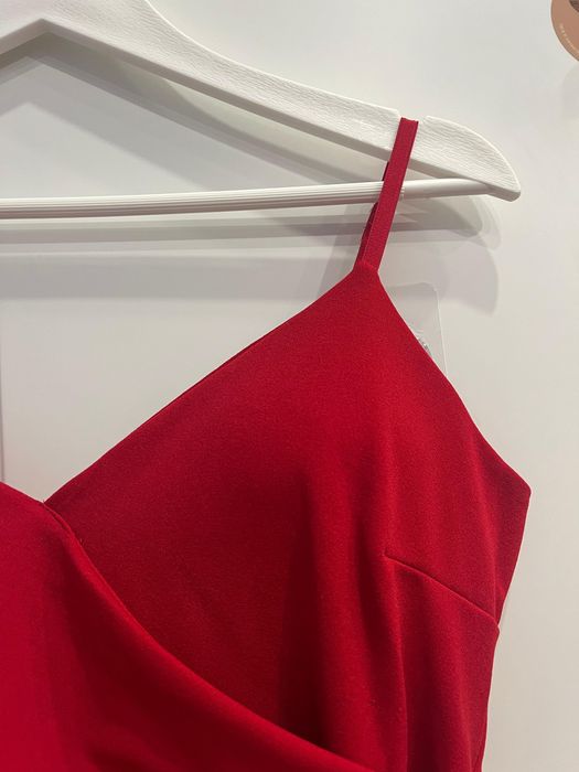 Продам платья на выход