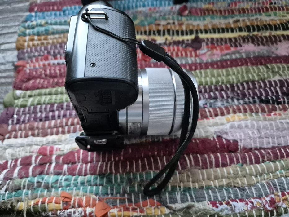 Sony NEX F3 + Sony SEL1855 (3x оптичен zoom)