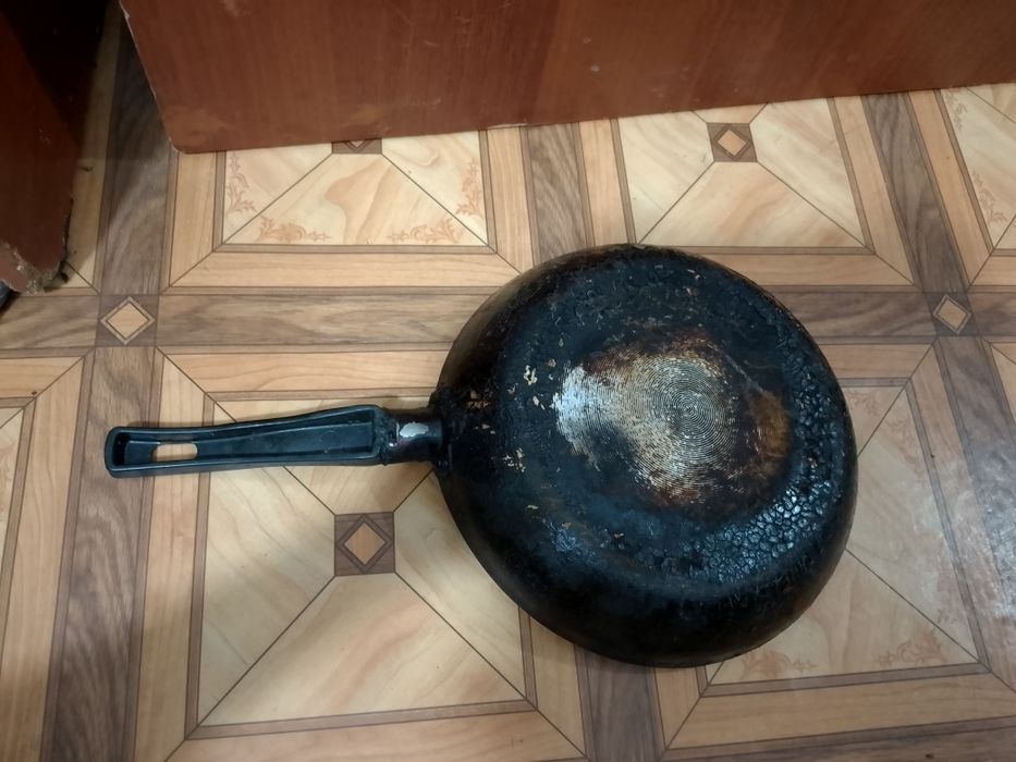 Продам Сковородку Алюминиевую