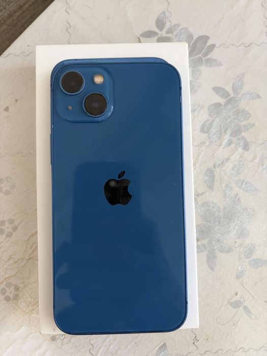 Iphone 13 в хорошем состоянии