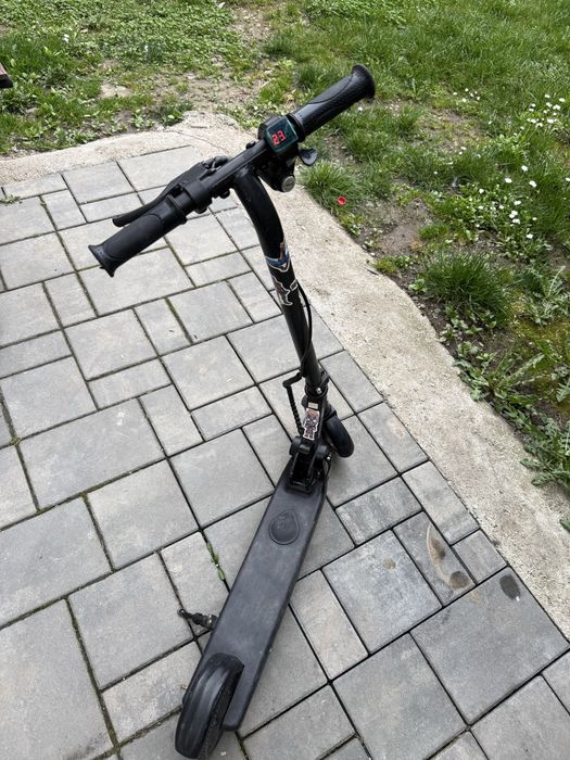 Trotineta electrica copii