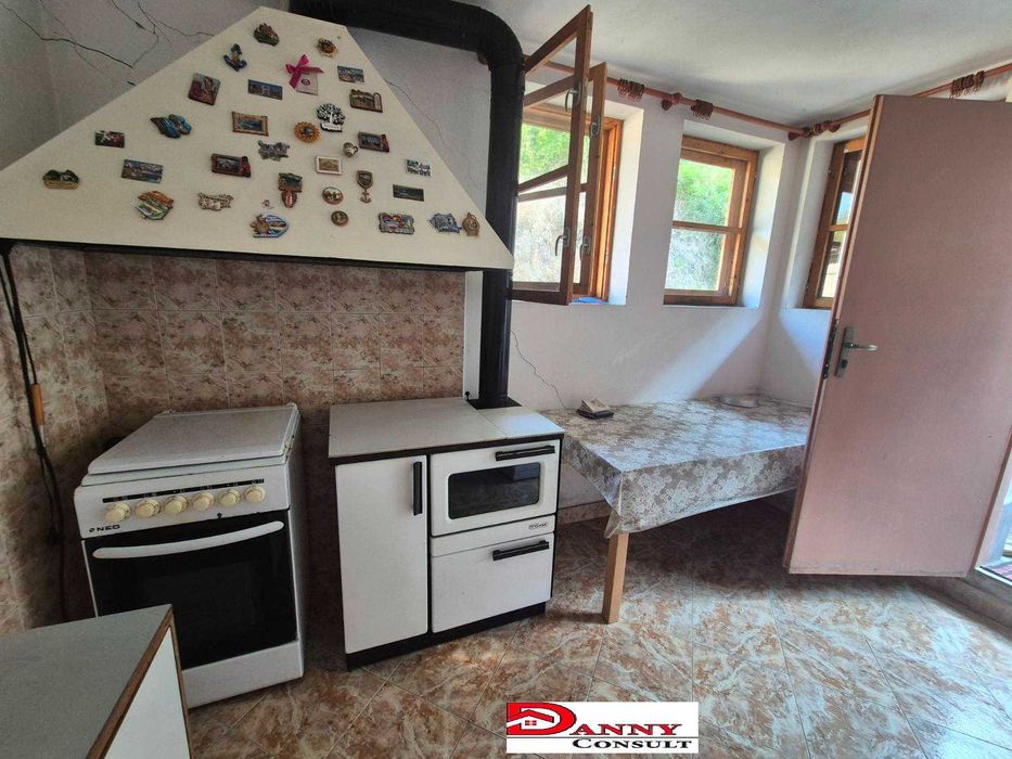 Продава се Къща в Велико Търново, Акация - 70 кв.м за 1143 €/кв.м - Снимка #5