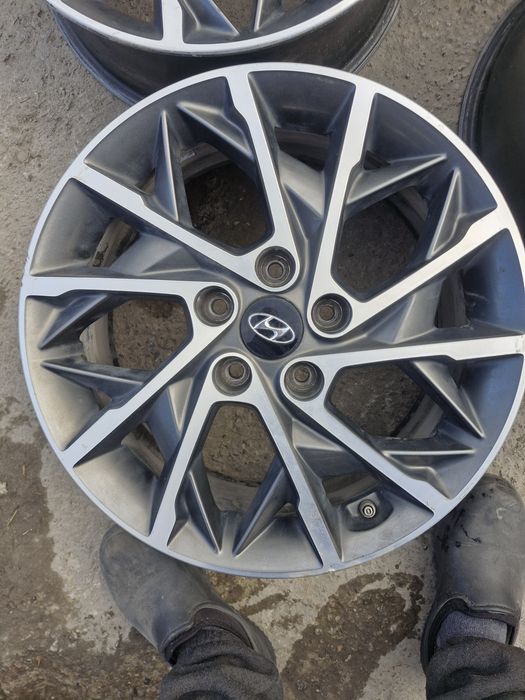 Хюндай Элантра R17  Оригинал