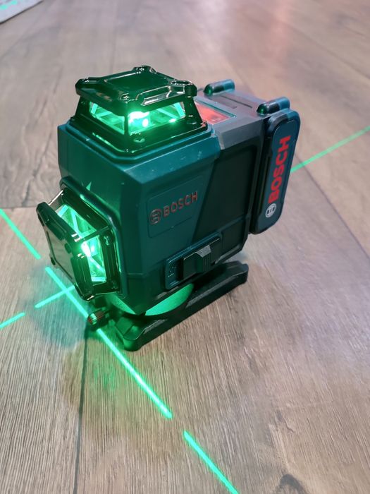 Лазерный уровень 4д 16 линий