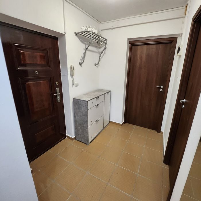 apartament de inchiriat