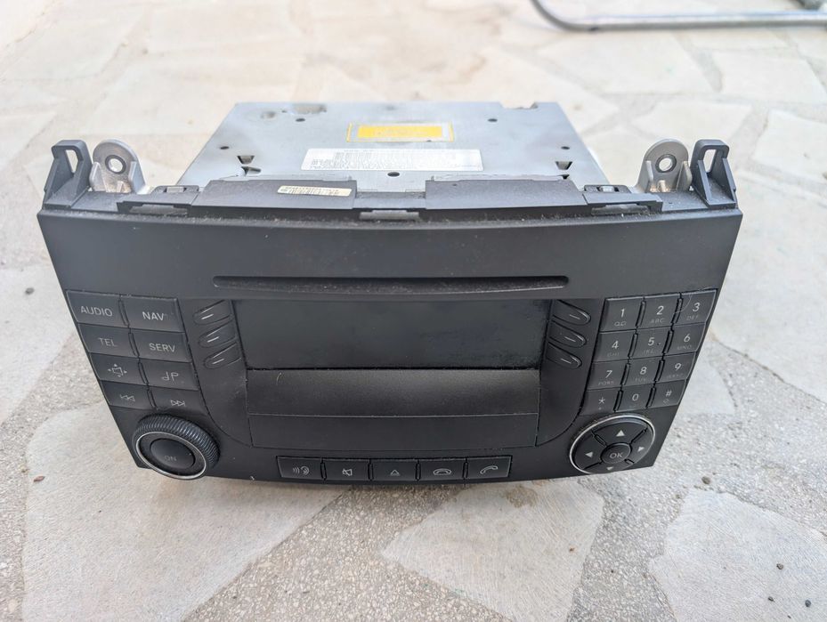 Оригинално радио за Mercedes B170 2005