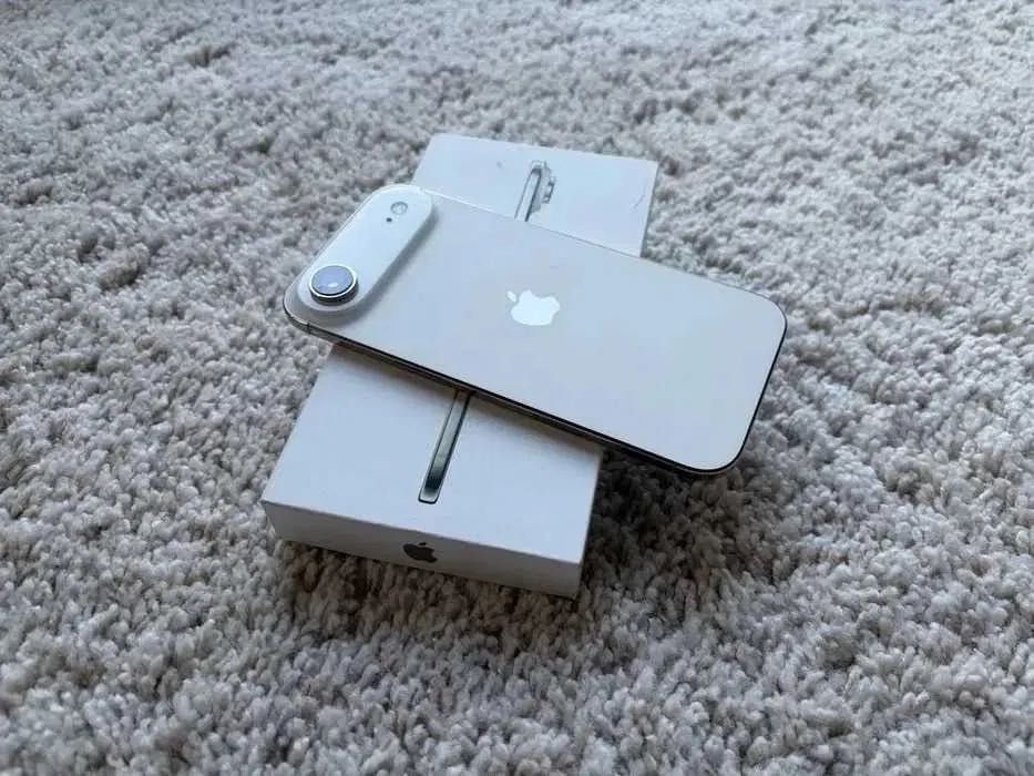 iPhone Air 256GB Гаранционен