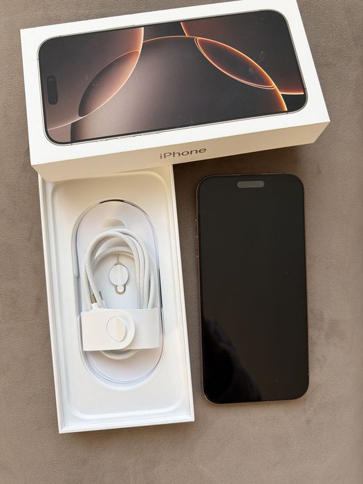 iPhone 16 Pro Max – Gold, 256 GB