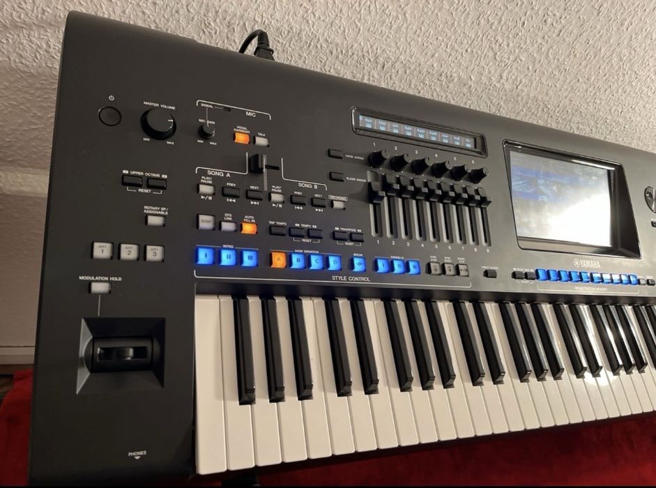 Yamaha Genos 1 ( ca nou)