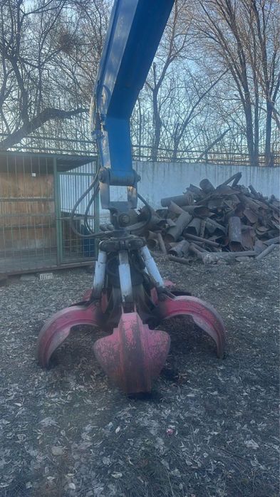 Продается Fuchs MHL 320