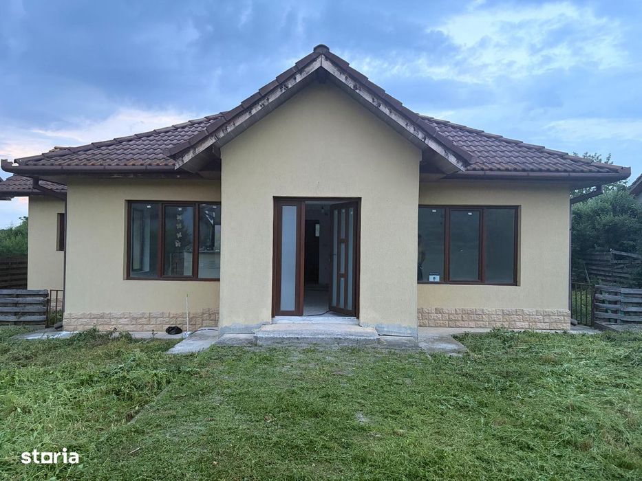 Casă individuală,teren generos zonă rezidențială liniștită.