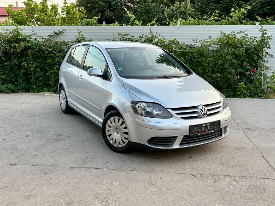 Volkswagen Golf Plus 2008 – Cutie Automată – 4 Uși
