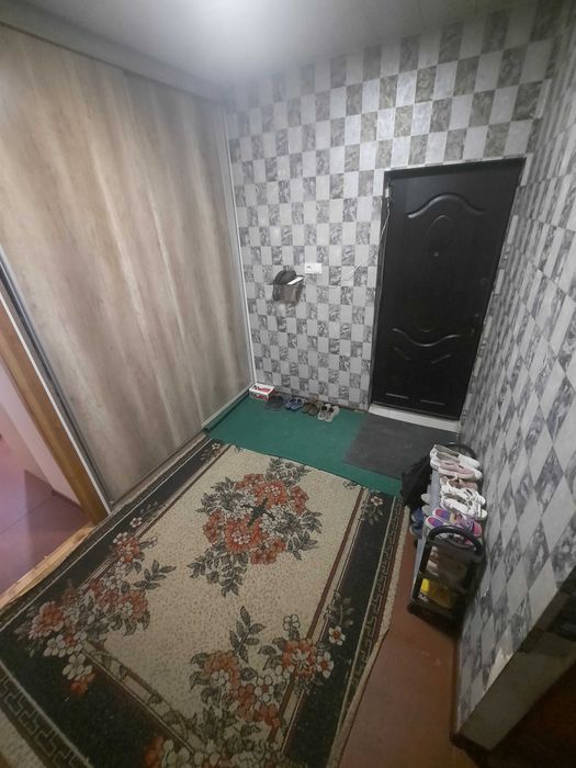 3-хонали уй сотилади, Чирчик ш., 8 микрорайонда