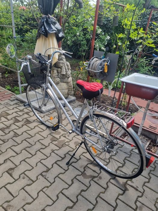 Bicicleta dama cu coș Clipper 28"