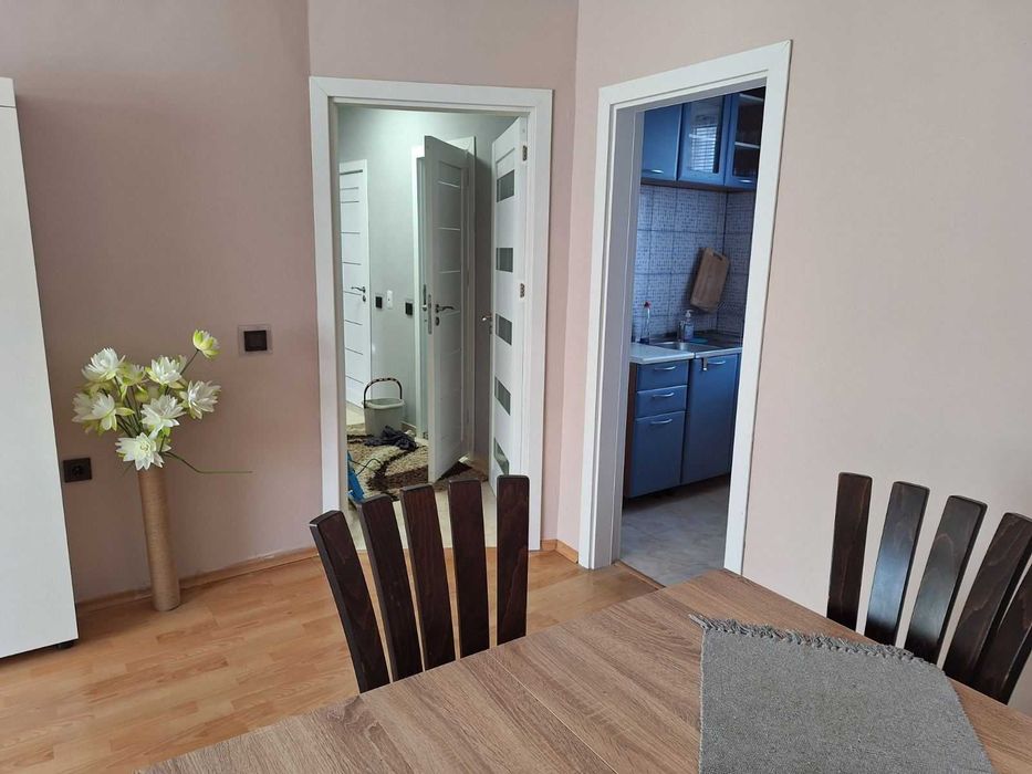 Дава се под наем Двустаен апартамент в Бургас, Възраждане - 72 кв.м за 398.82 € - Снимка #4