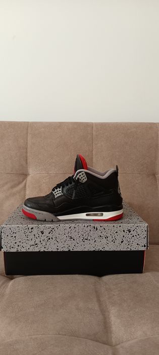 Air Jordan 4 Retro "Bred Reimagined"